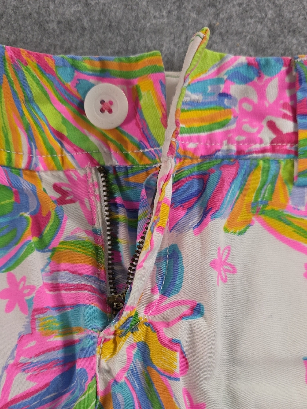 Lilly Pulitzer Women's Floral Print Cotton Shorts - Pink Multi SZ 6 Multicolor - Picture 6 of 8